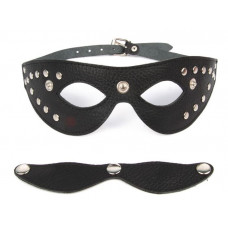 Черная маска со съемными шорами на заклепках Черная маска со съемными шорами на заклепках