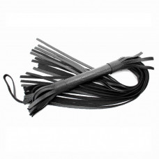 Чёрная плетка из натуральной кожи - 60 см. Чёрная плетка из натуральной кожи - 60 см.