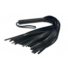 Черная многохвостовая плеть из мягкой кожи - 57 см. Черная многохвостовая плеть из мягкой кожи - 57 см.