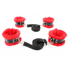 Черно-красный набор для фиксации на кровати с мехом Черно-красный набор для фиксации на кровати с мехом