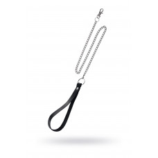 Поводок с ручкой из черной натуральной кожи и карабином для ошеи?ника Поводок с ручкой из черной натуральной кожи и карабином для ошеи?ника