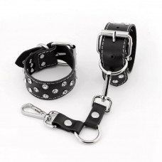 Наручники узкие со стразами и декоративной строчкой кожа черный Наручники узкие со стразами и декоративной строчкой кожа черный