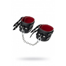 Оковы с двумя ремнями и красной подкладкой Оковы с двумя ремнями и красной подкладкой